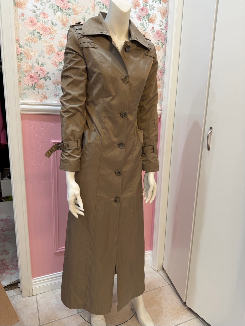 American Vintage Long Taupe Trench Coat with Button Front